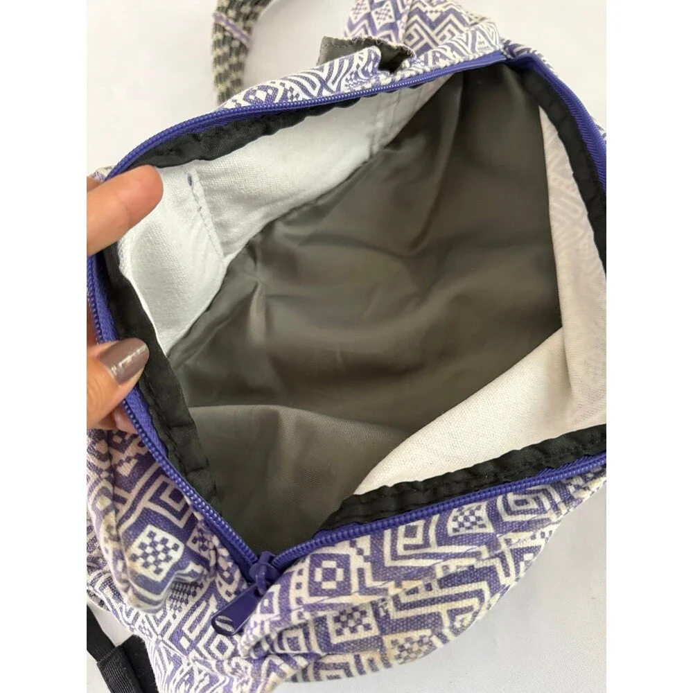 Kavu Backpacks Purple and White Geometric Sling Bag